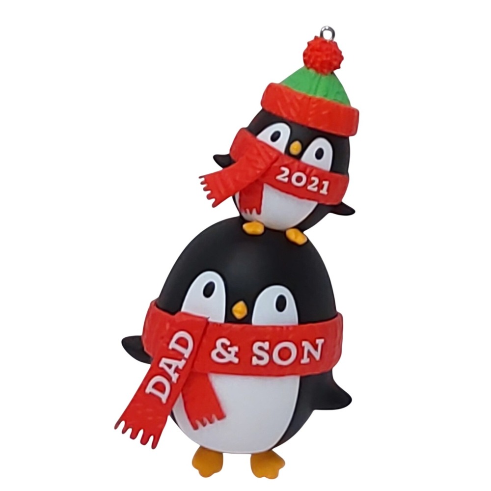 2021 Dad & Son Penguins Christmas Ornament Hallmark Keepsake Scarves & Beanie